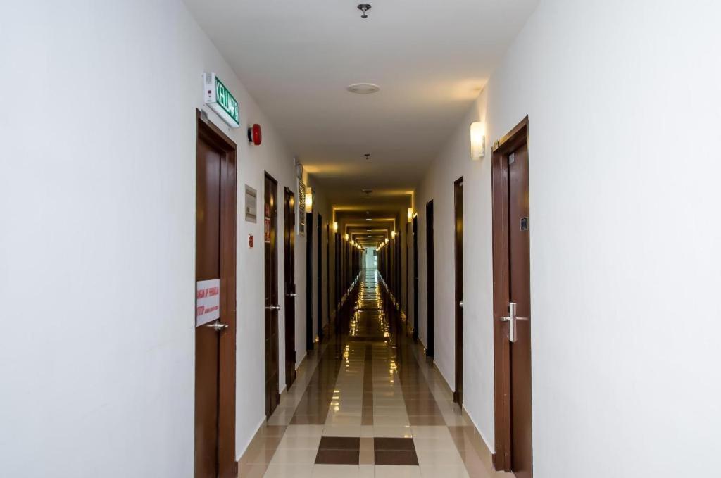โฮเต็ล โกเบมาส เมลากา Hotel Malacca ภายนอก รูปภาพ