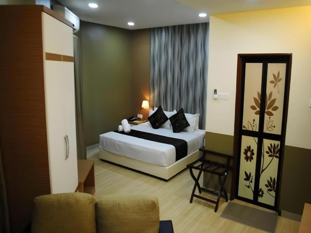 โฮเต็ล โกเบมาส เมลากา Hotel Malacca ภายนอก รูปภาพ