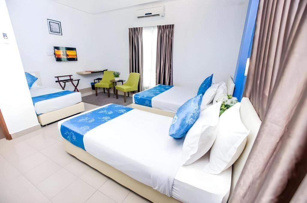 โฮเต็ล โกเบมาส เมลากา Hotel Malacca ภายนอก รูปภาพ