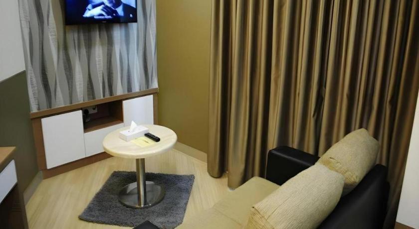 โฮเต็ล โกเบมาส เมลากา Hotel Malacca ภายนอก รูปภาพ