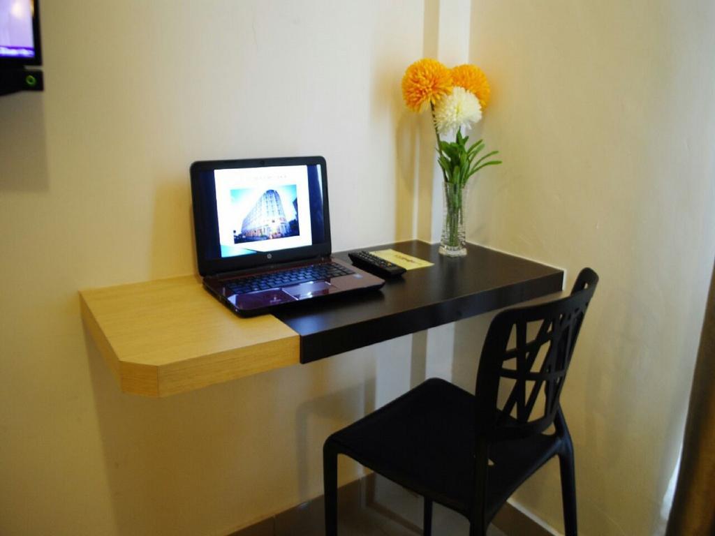 โฮเต็ล โกเบมาส เมลากา Hotel Malacca ภายนอก รูปภาพ