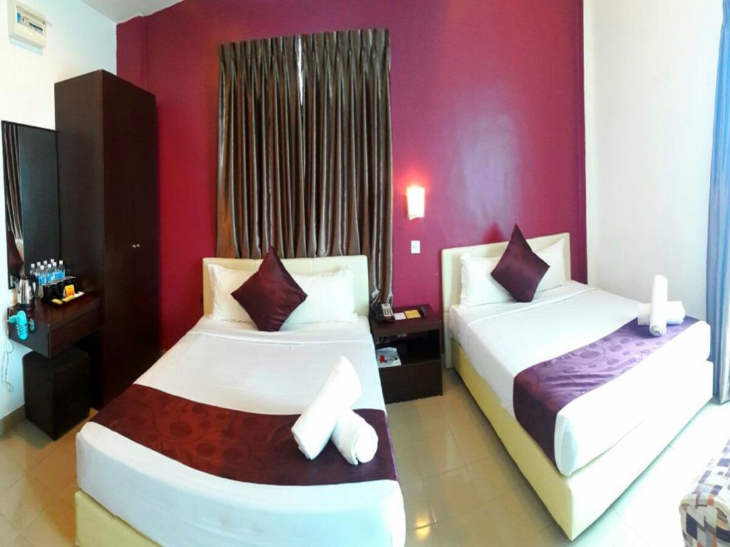 โฮเต็ล โกเบมาส เมลากา Hotel Malacca ภายนอก รูปภาพ