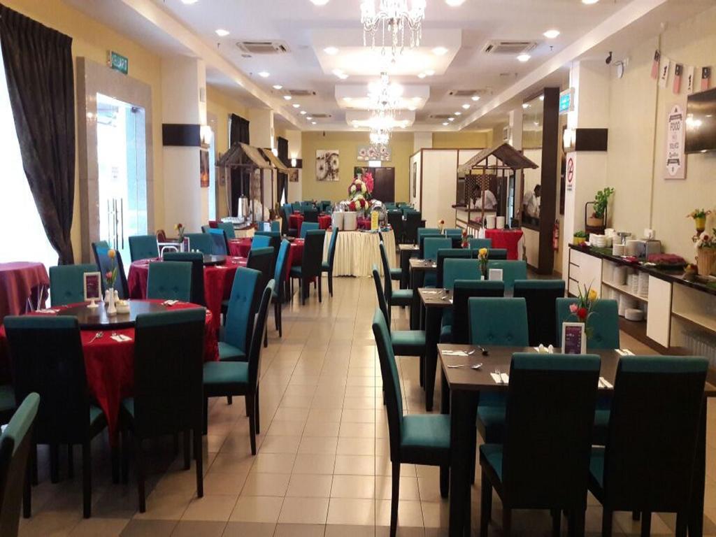 โฮเต็ล โกเบมาส เมลากา Hotel Malacca ภายนอก รูปภาพ