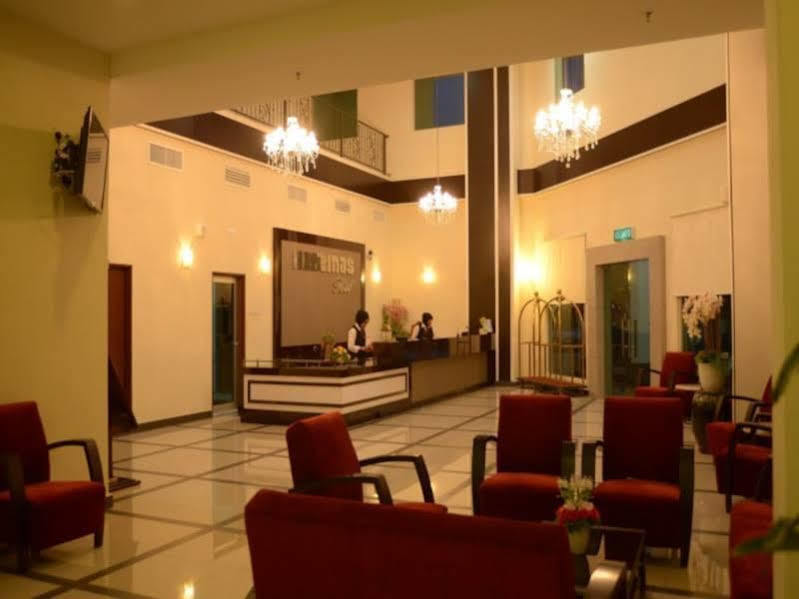 โฮเต็ล โกเบมาส เมลากา Hotel Malacca ภายนอก รูปภาพ